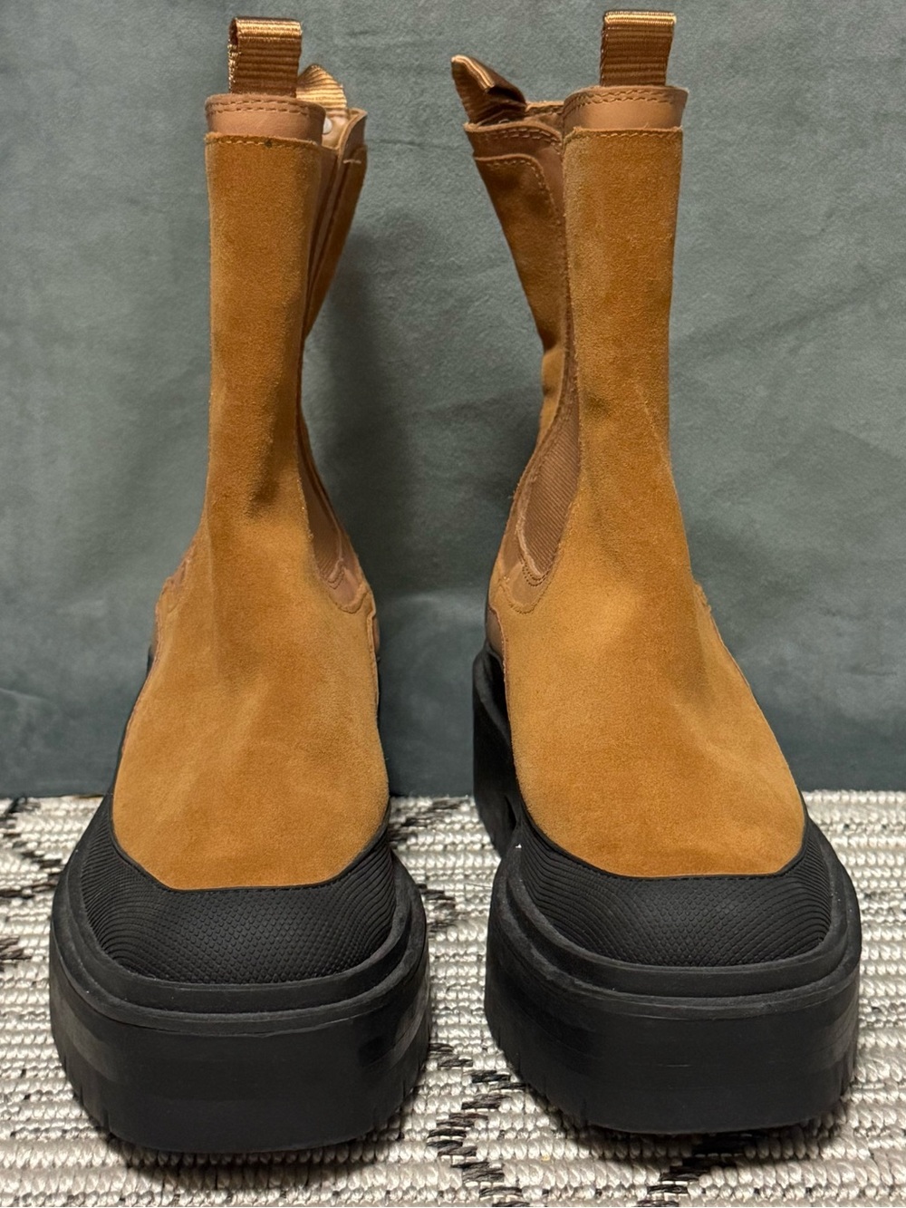 Sam Edelman Lulia Nubuck Caramel Suede Chunky Boot Women's Size 9 Chelsea - Picture 1 of 12